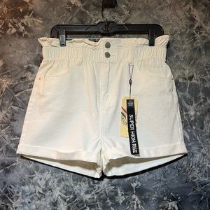 DENIM BLVD white vintage style high rise mom shorts with stretch paper bag waste